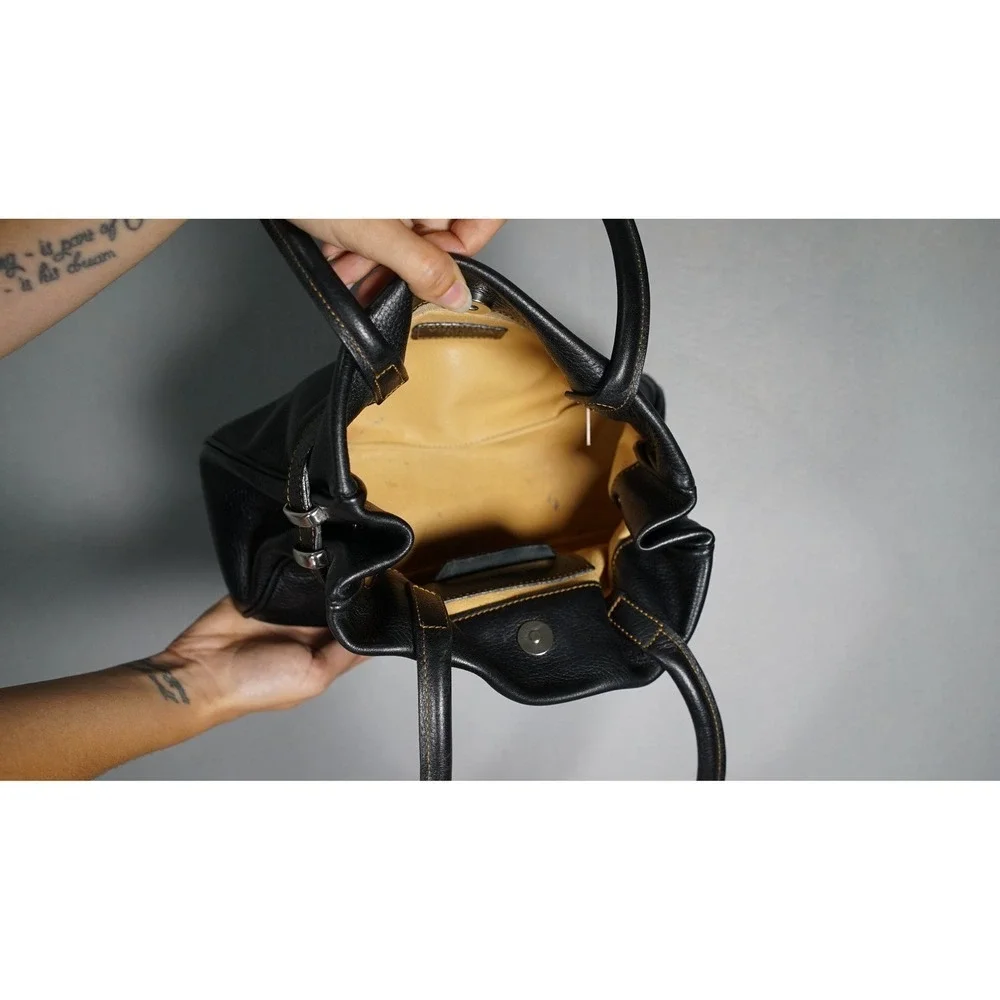 Volterra Roma Black Pebbled Leather Belted Shoulder Bag Made‎ Italy Y2K Handbag